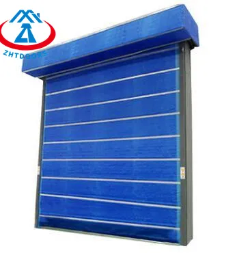 Uguns priekškars ar durvīm